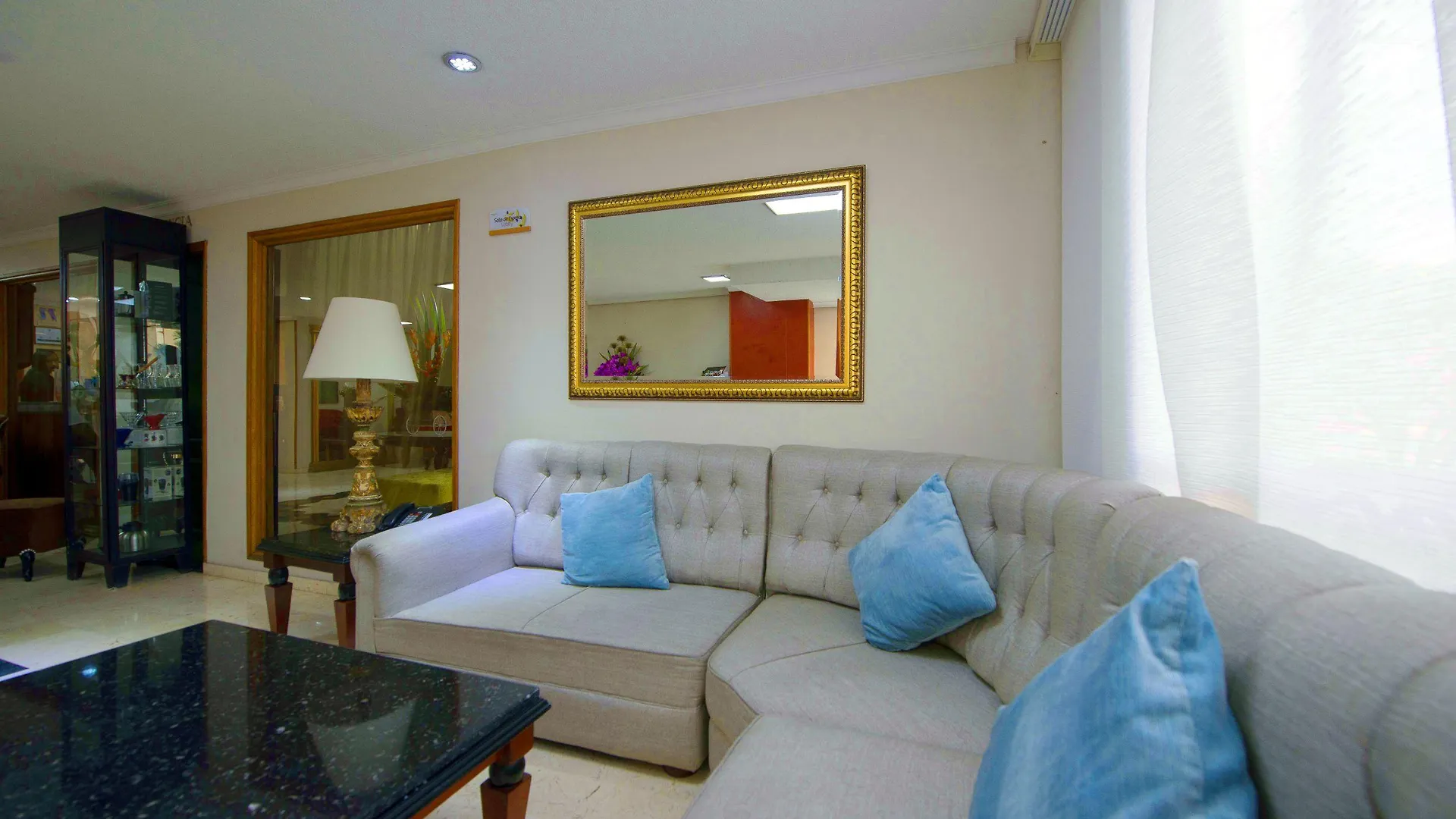 Hotel San Pedro Del Fuerte Medellin 3*,