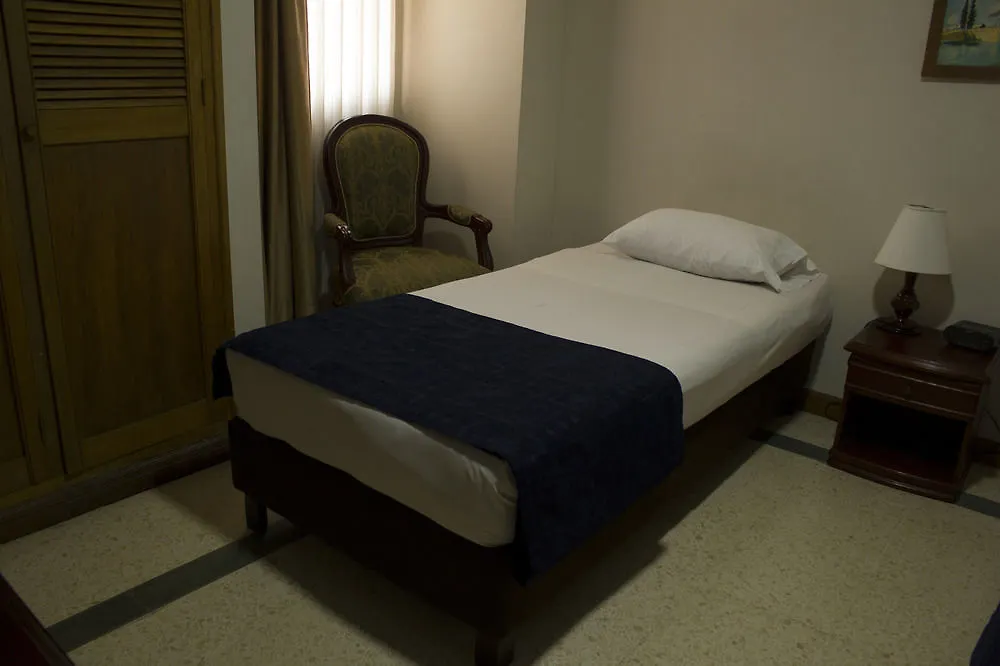 Hotel San Pedro Del Fuerte Medellin 3*,