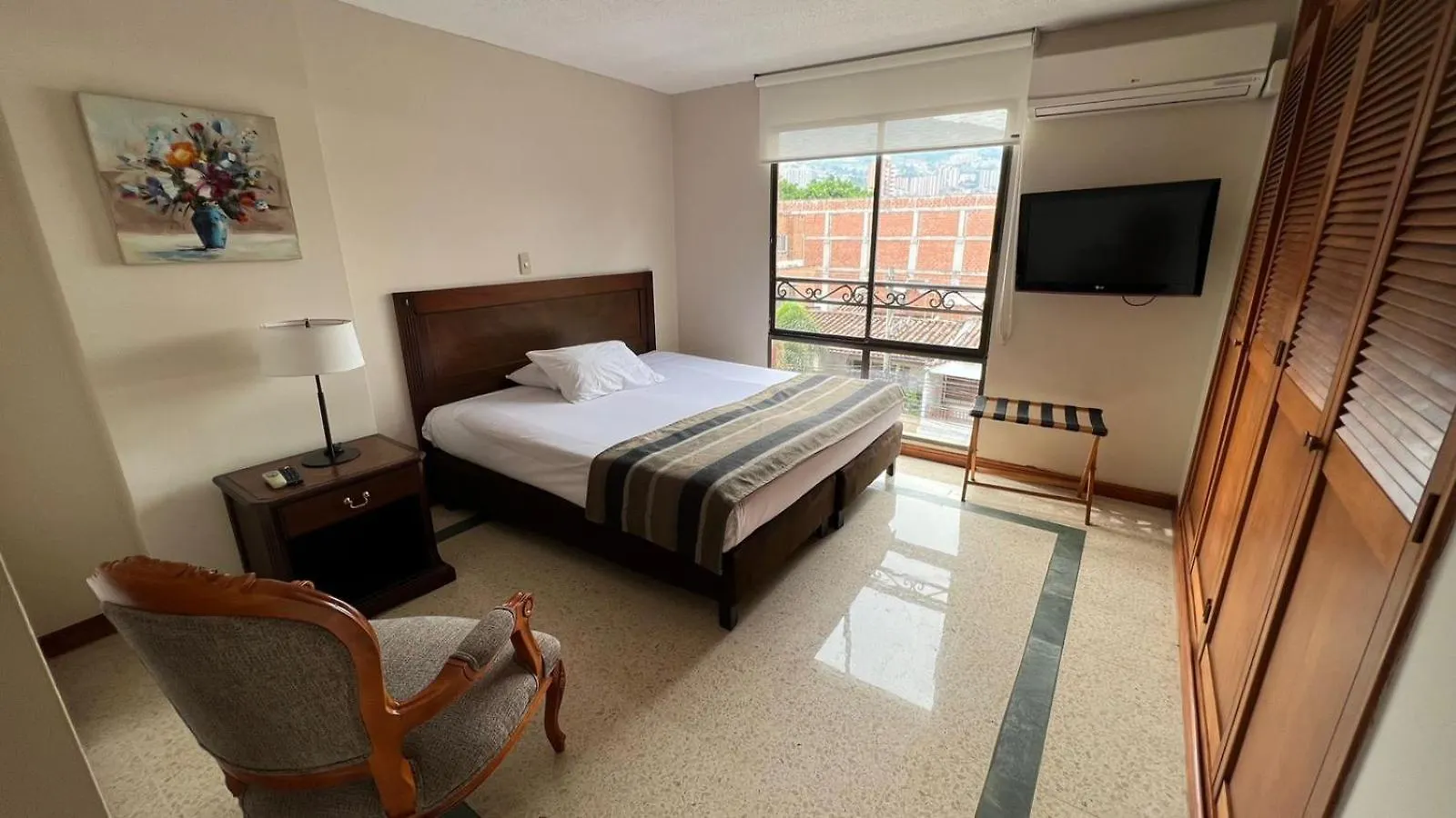 Hotel San Pedro Del Fuerte Medellín 3*,