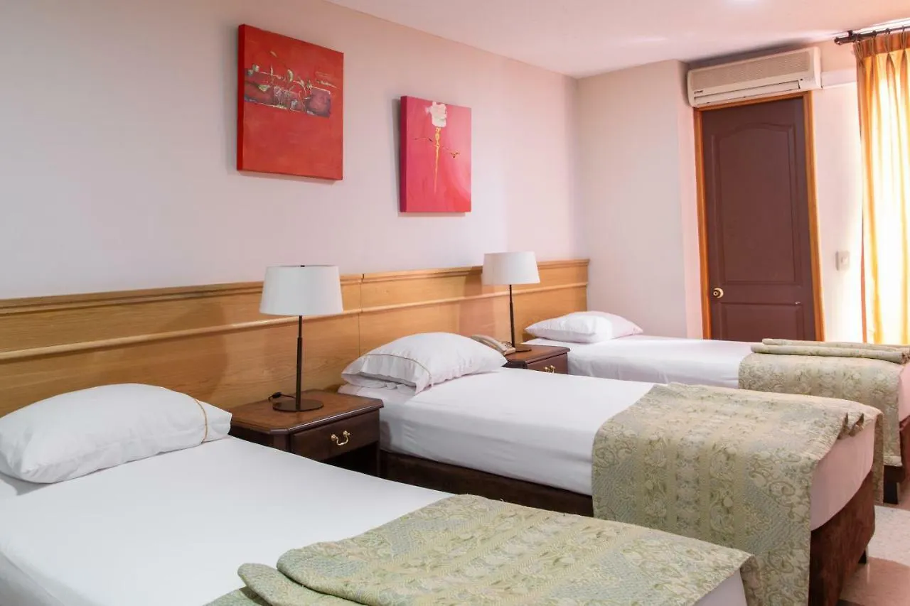 Hotel San Pedro Del Fuerte Medellín 3*,